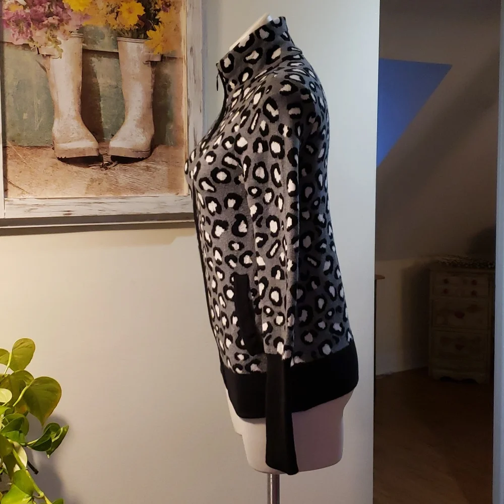 Rachel Zoe Sweater - Picture 6 of 8